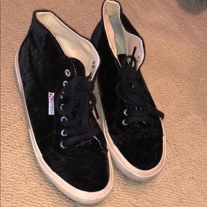 Superga’s black velvet shoes
